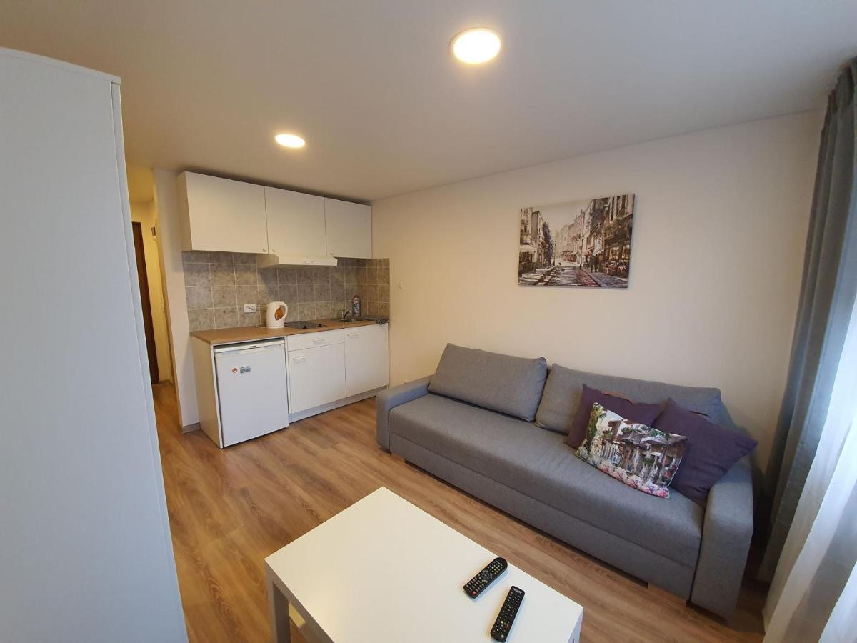 קלייפדה Akropolis Apartment For You מראה חיצוני תמונה